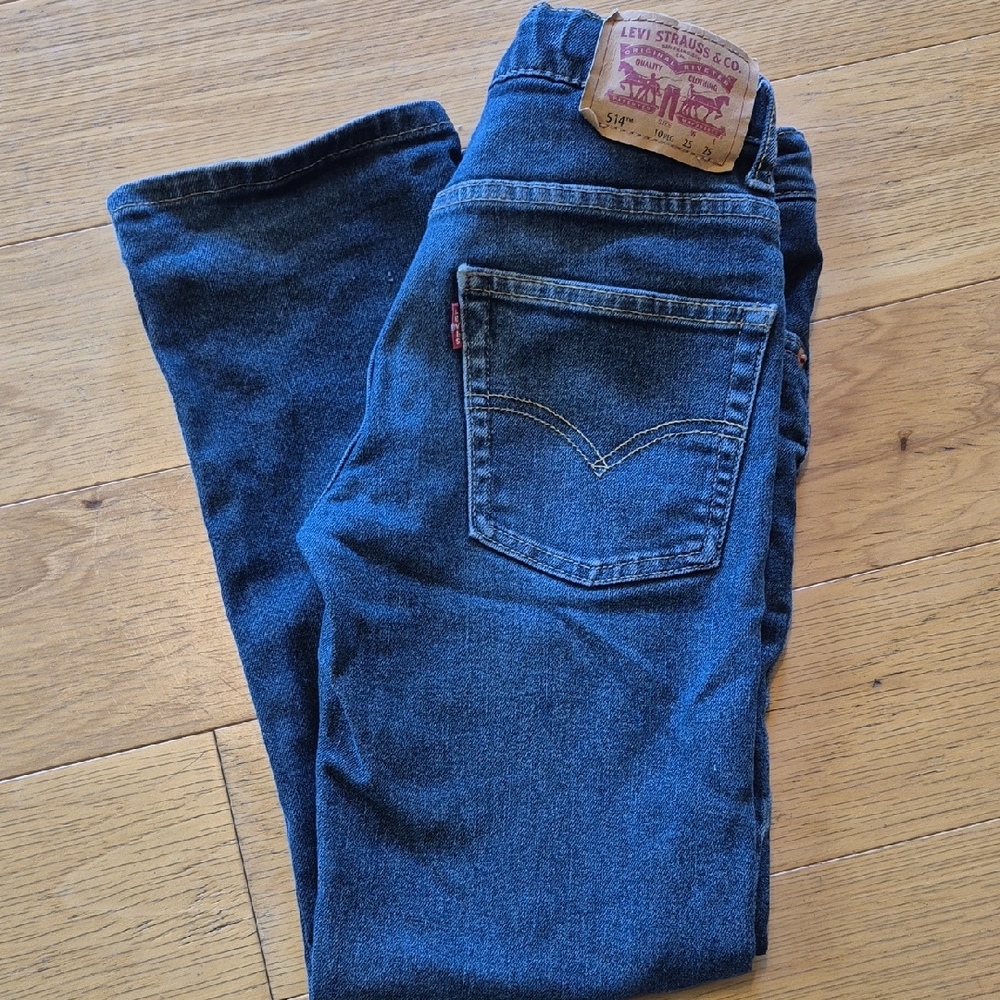 EUC Levi's Boy's Dark Indigo Straight Jeans